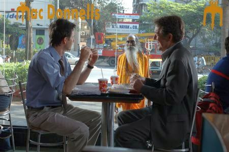 Outsouced - mit Josh Hamilton und Ayesha Dharker